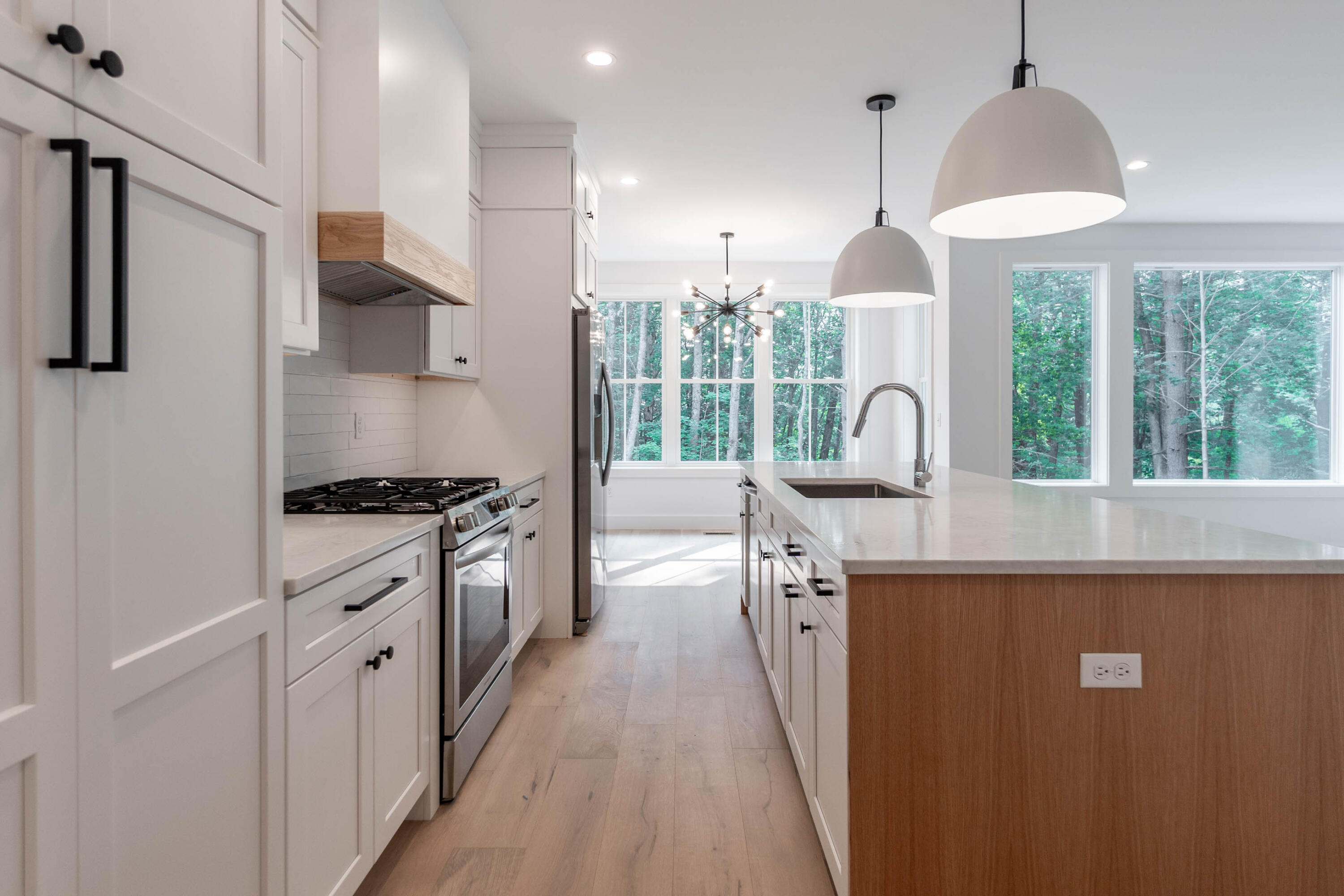 32 Brook Road, Unit 2 Falmouth, ME 04105 - Photo 7 of 29 3-32.Brook.2-53