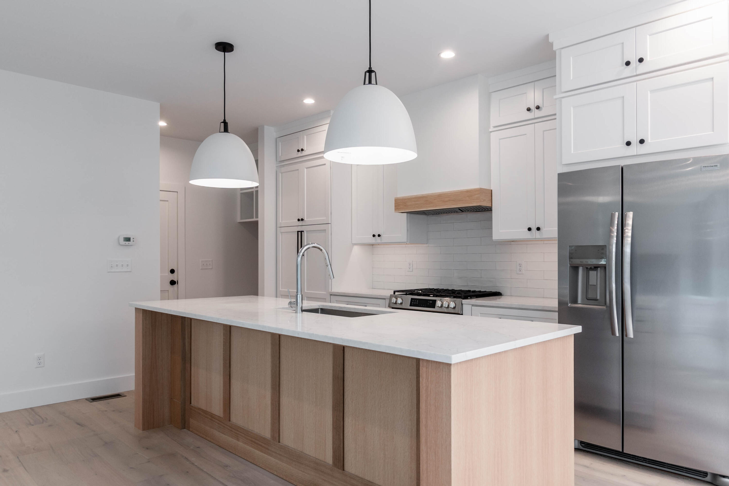 32 Brook Road, Unit 2 Falmouth, ME 04105 - Photo 8 of 29 3-32.Brook.2-61