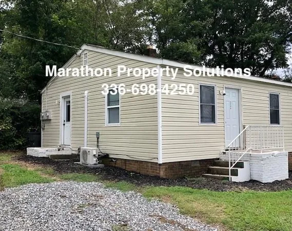 $900 | 2415 Clifton Street, High Point, NC 27260