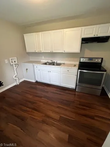 $900 | 2415 Clifton Street, High Point, NC 27260