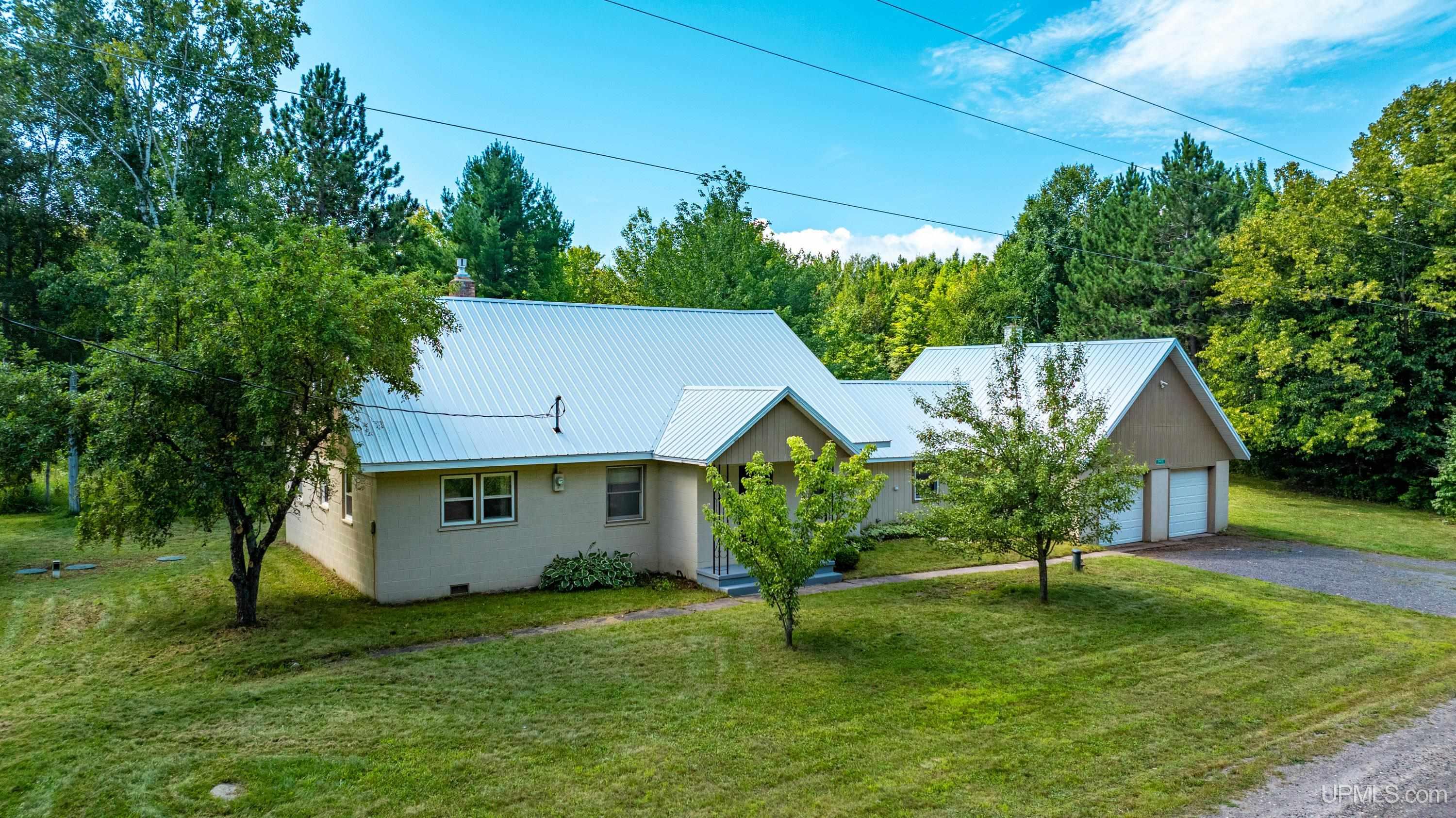 24411 Upper Point Mills Road Hancock, MI 49930 - Photo 2 of 74