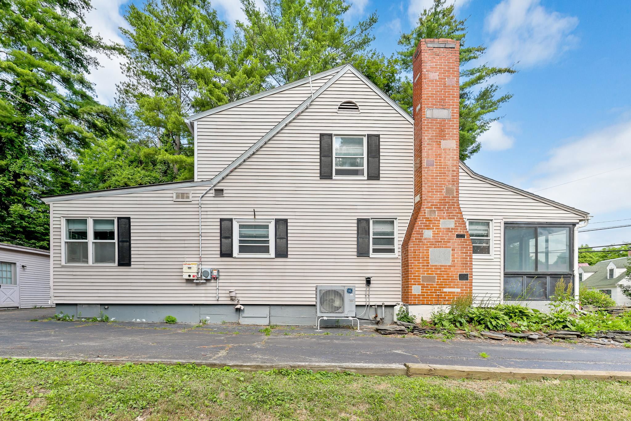 63 Highland Avenue Newport, VT 05855 - Photo 4 of 45