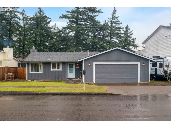 $425,000 | 1318 Southeast Beaver Creek Lane, Troutdale, OR 97060