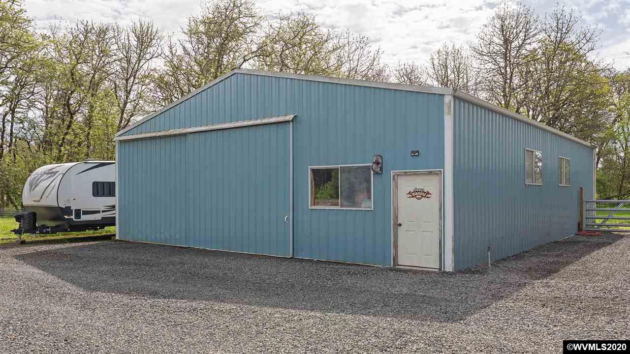 30630 Fairview Road Lebanon, OR 97355 - Photo 18 of 32 Gallery Image 18