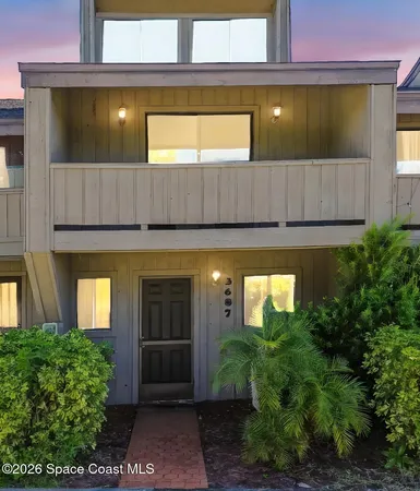 $1,950 | 3687 Royal Oak Drive, Unit 6, Titusville, FL 32780