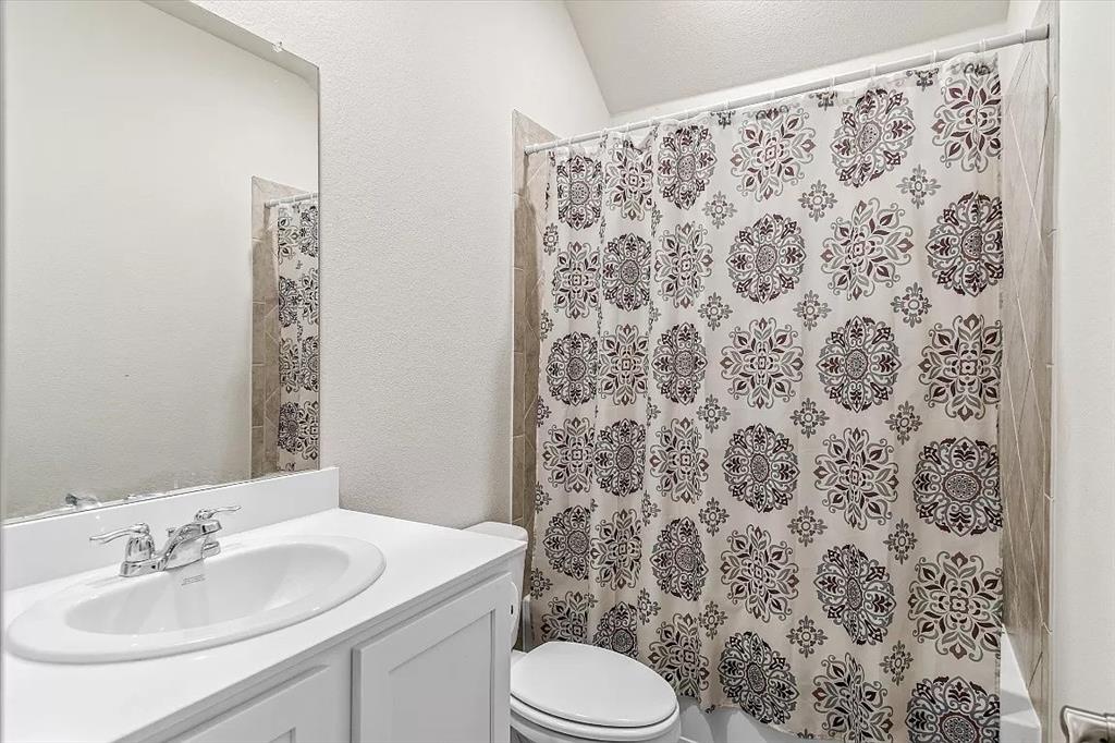 208 Sunny Corner Road Royse City, TX 75189 - Photo 5 of 19