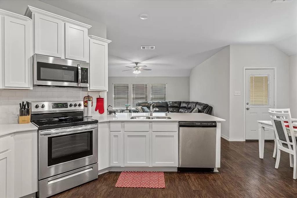 208 Sunny Corner Road Royse City, TX 75189 - Photo 9 of 19