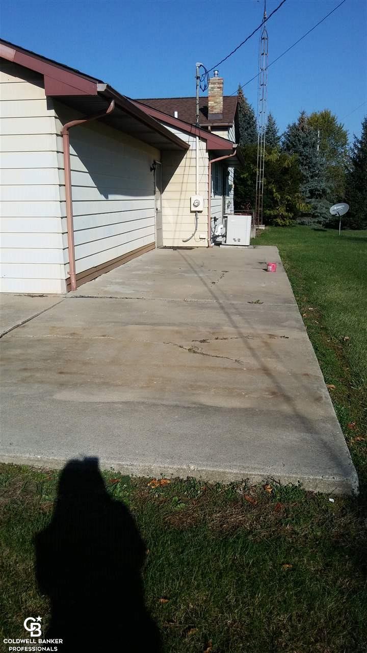 6492 North Oak Road Davison, MI 48423 - Photo 7 of 61