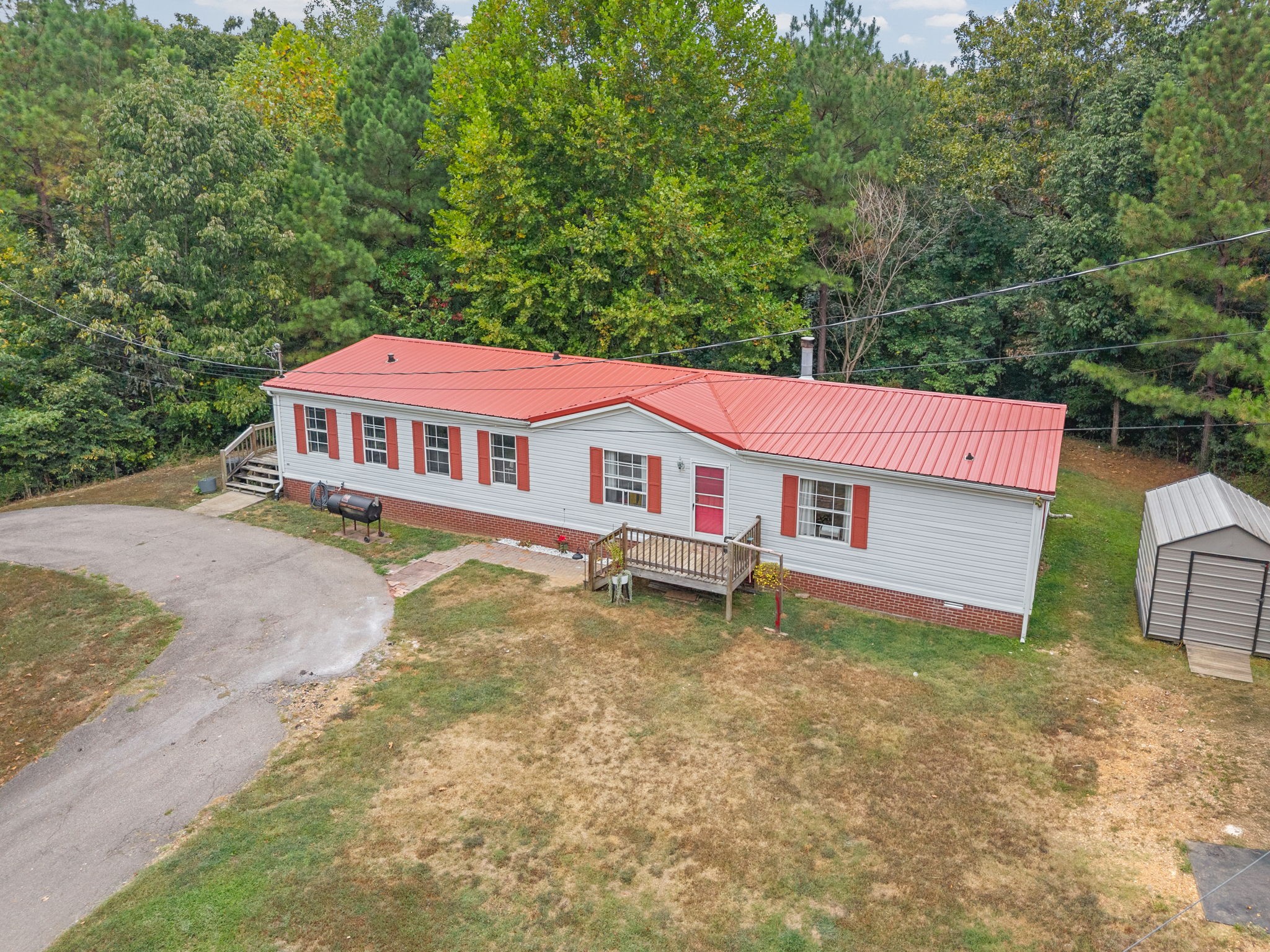 242 Barn Circle Road Big Rock, TN 37023 - Photo 2 of 40