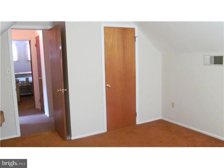 64 Mountainview Road Trenton, NJ 08628 - Photo 14 of 18 Bedroom - Main