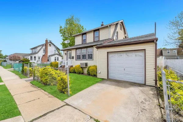 $599,999 | 20 Ronald Place, Roosevelt, NY 11575