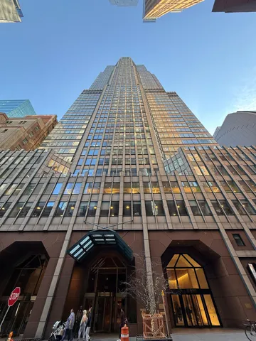 $1,750,000 | 150 West 56th Street, Unit 5903 | Theater District