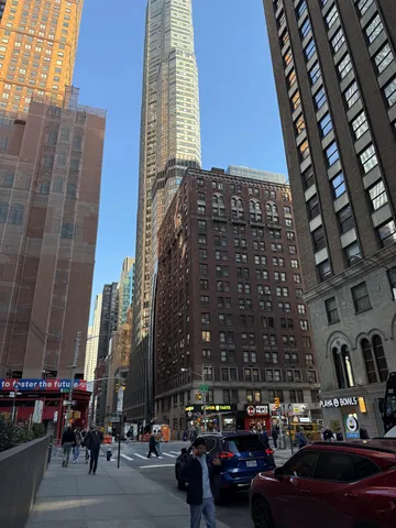 $1,750,000 | 150 West 56th Street, Unit 5903 | Theater District