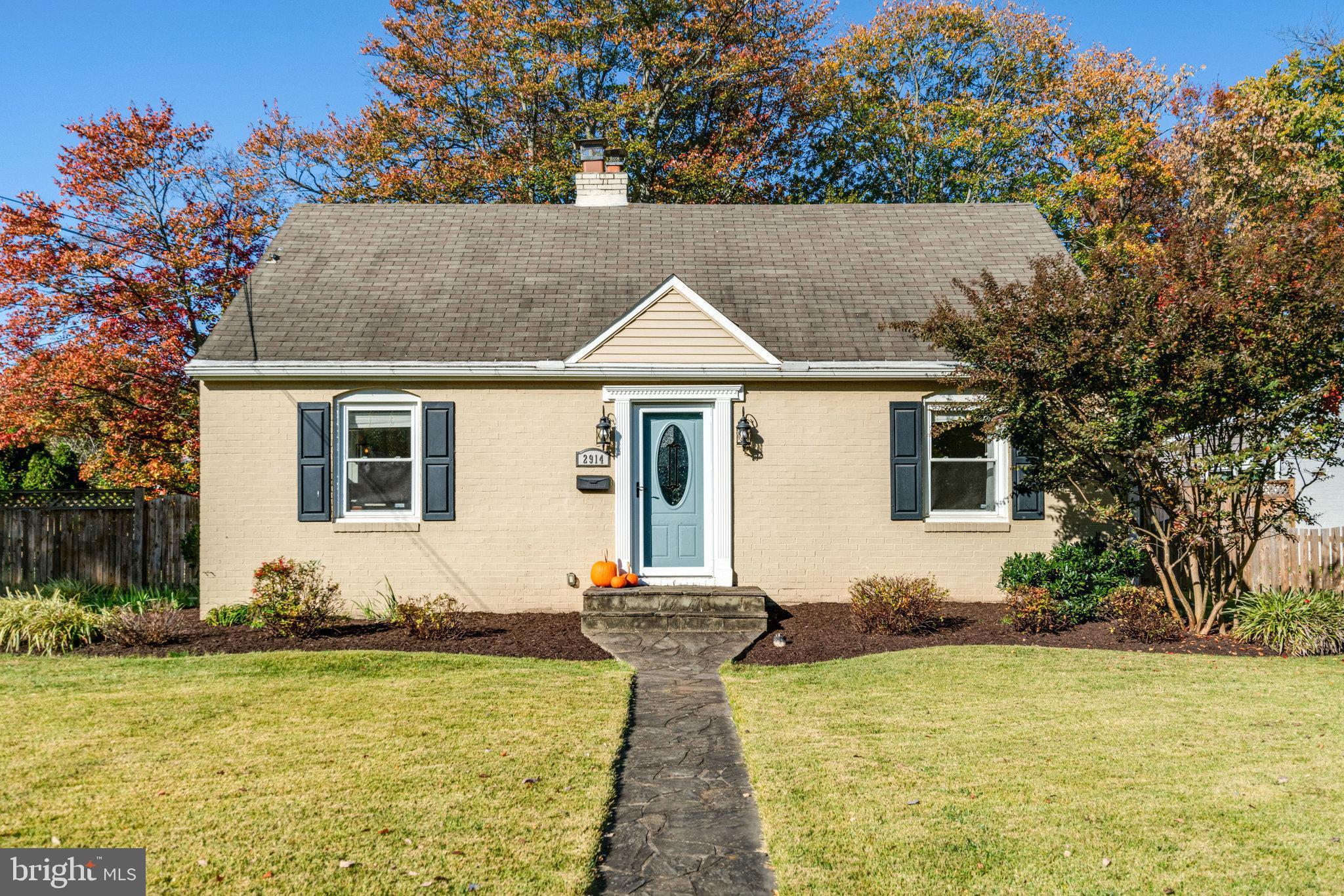 2914 Summerfield Road Falls Church, VA 22042 - Photo 2 of 38 Gallery Image 2