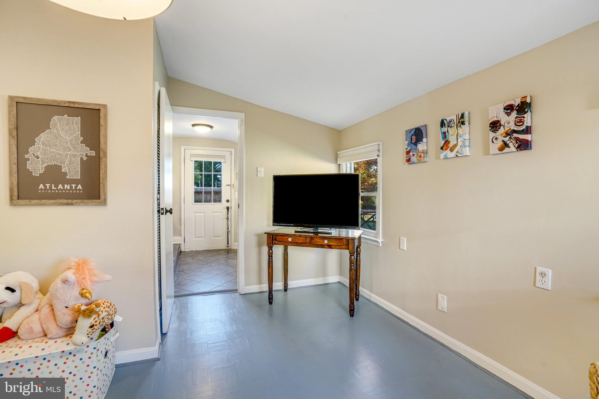 2914 Summerfield Road Falls Church, VA 22042 - Photo 22 of 38 Gallery Image 22