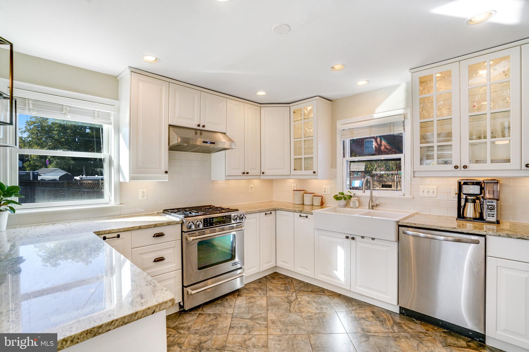 2914 Summerfield Road Falls Church, VA 22042 - Photo 10 of 38 Gallery Image 10