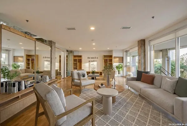 $620,000 | 1115 South Alamo Street, Unit 2213, San Antonio, TX 78210