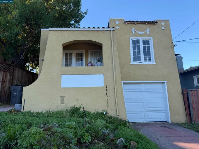 a view of front door of house