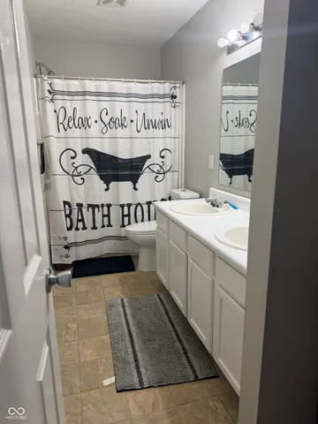 $379,900 | 5866 Thompson Park Boulevard, Indianapolis, IN 46237