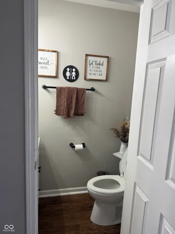 $379,900 | 5866 Thompson Park Boulevard, Indianapolis, IN 46237