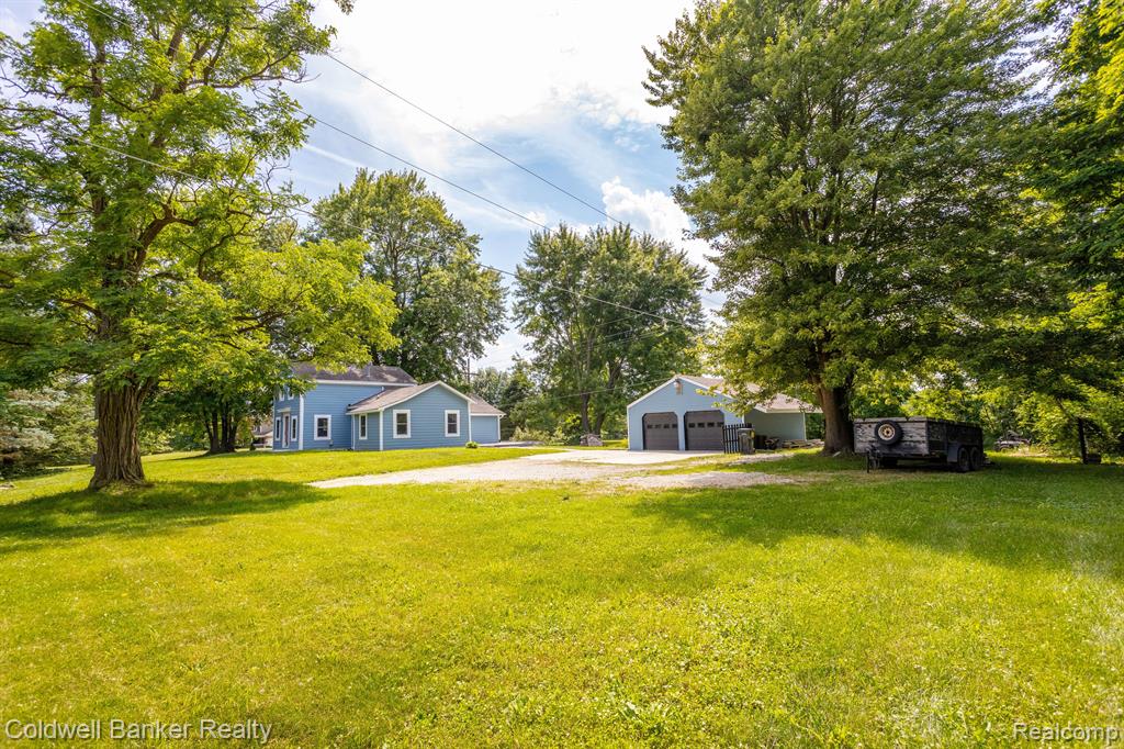 205 North Kellogg Road Howell, MI 48843 - Photo 44 of 47