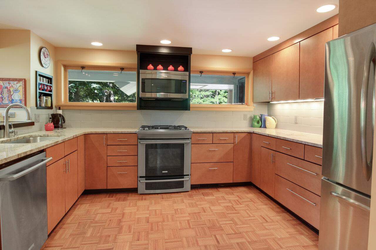 2494 Carroll Road Traverse City, MI 49686 - Photo 27 of 74 1888679-26.JPG