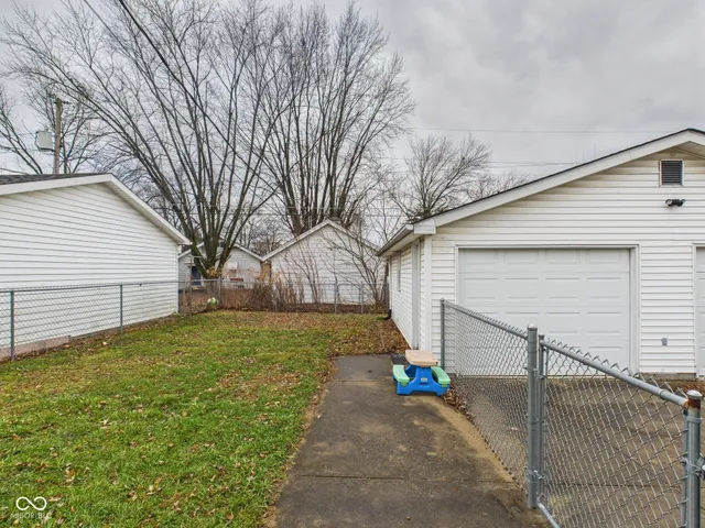 $159,900 | 3629 Main Street, Anderson, IN 46013