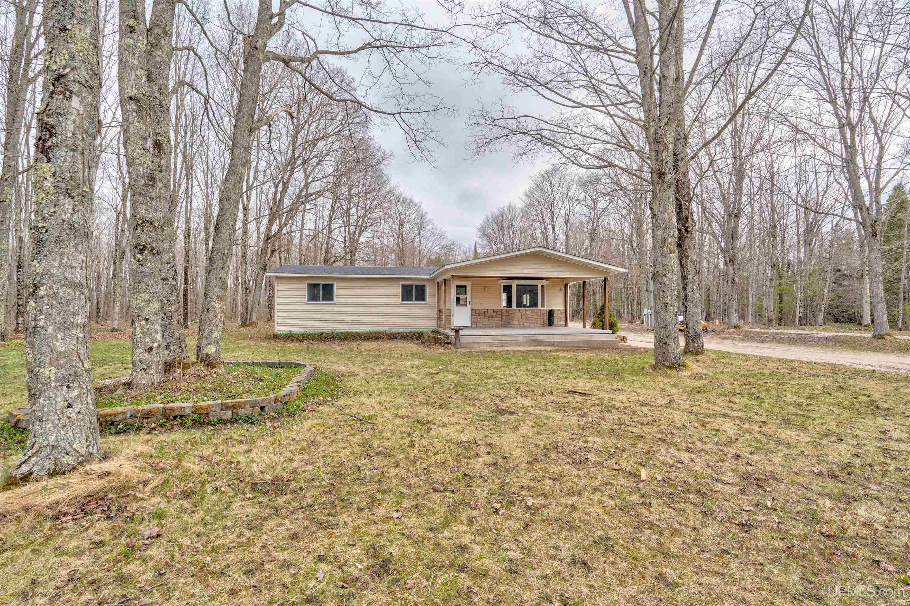 1683w Quarry Road Gulliver, MI 49840 - Photo 32 of 37
