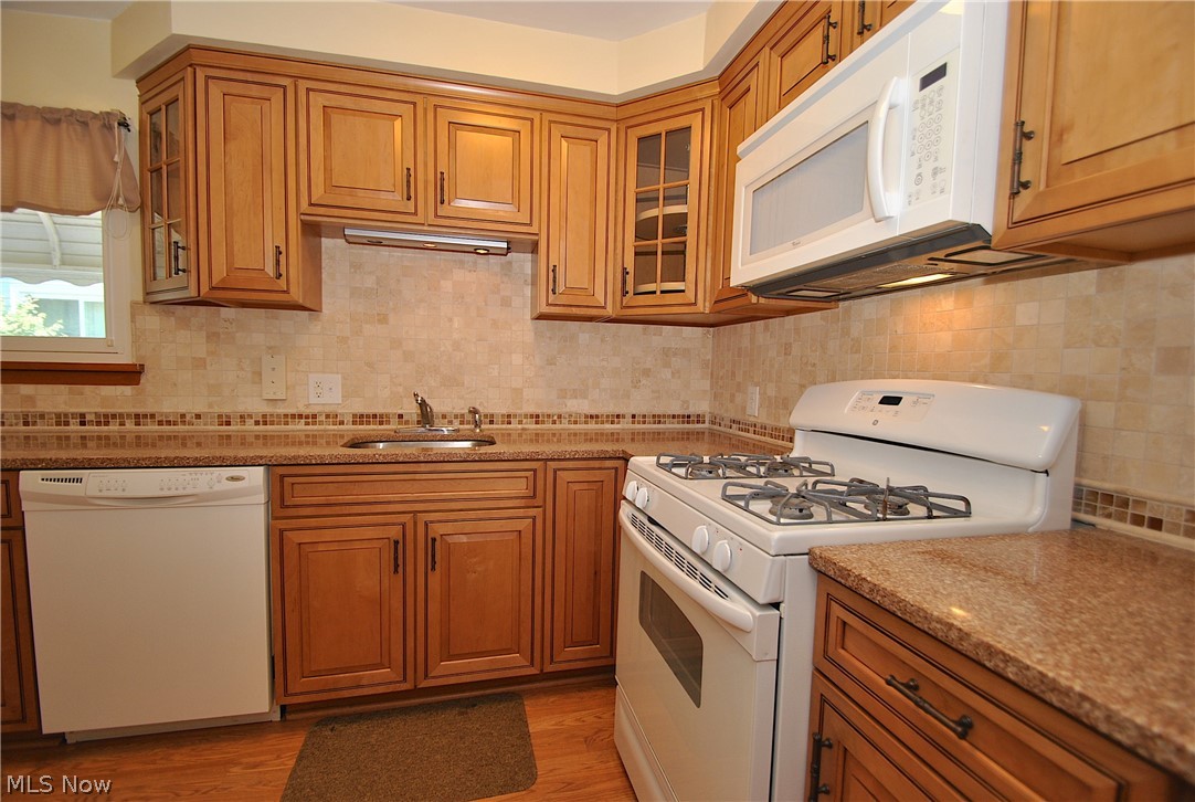 30120 Barjode Road Willowick, OH 44095 - Photo 3 of 21