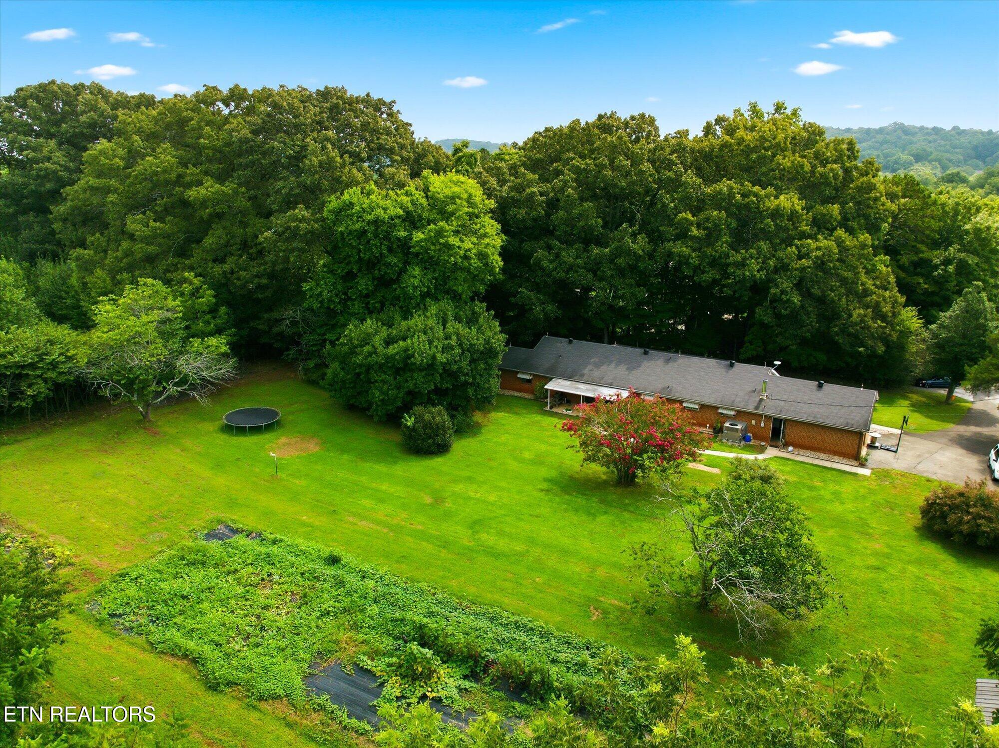 3864 Highway 11 Riceville, TN 37370 - Photo 32 of 37 32-3864-US-11-Riceville-TN-32