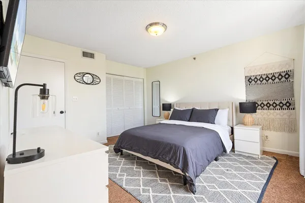 $5,000 | 7564 Regency Lake Drive, Unit 502, Boca Raton, FL 33433