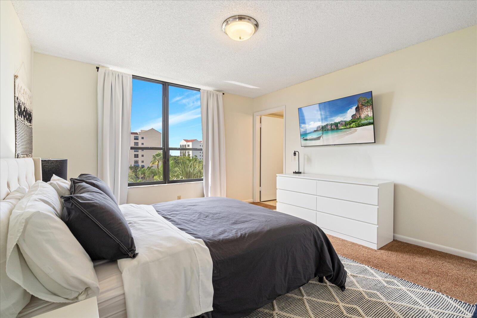 7564 Regency Lake Drive, Unit 502 Boca Raton, FL 33433 - Photo 6 of 13 24-dsc04269 bayrepo