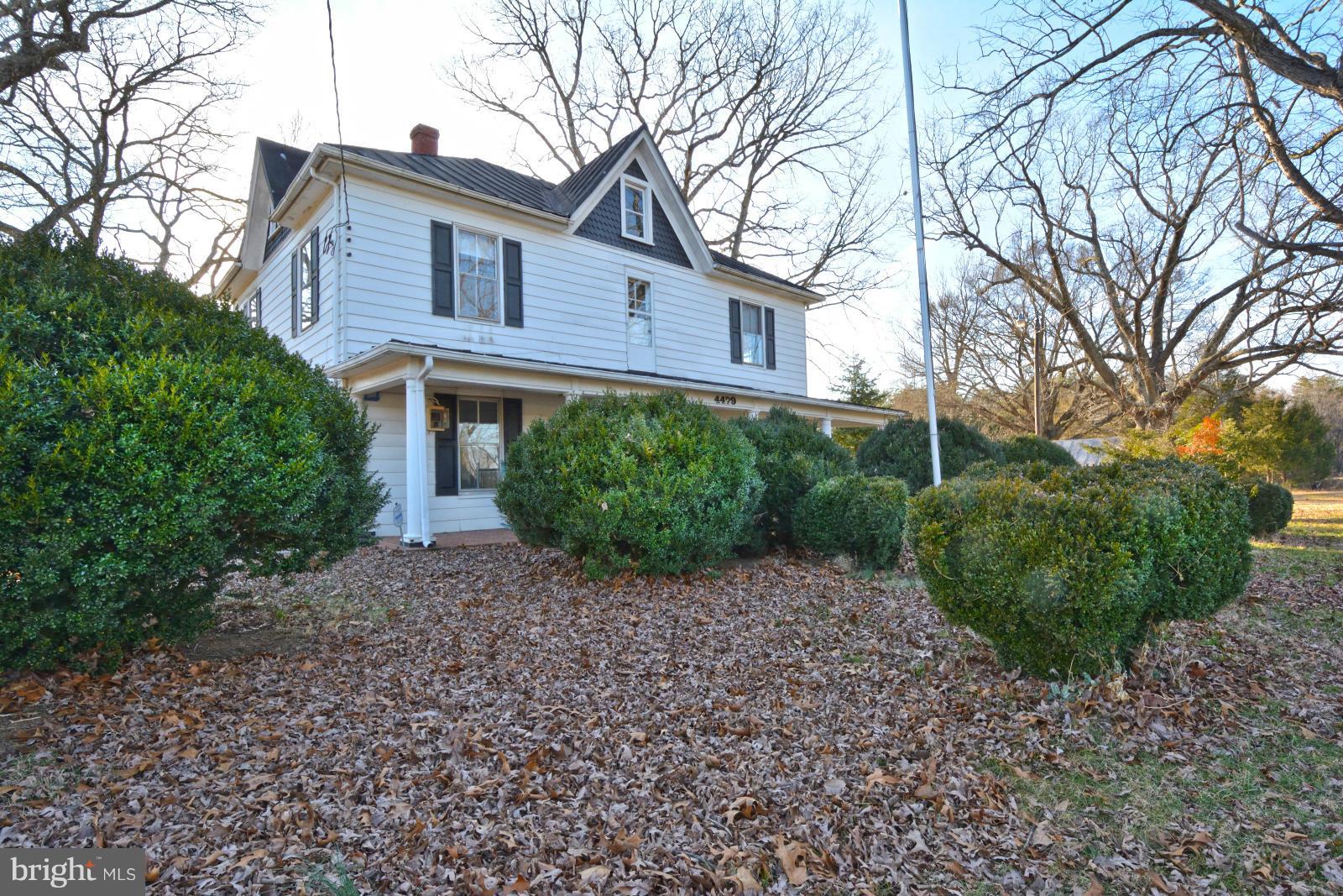 4479 Courtneys Corner Road Sumerduck, VA 22742 - Photo 2 of 30 a view of a house with a garden