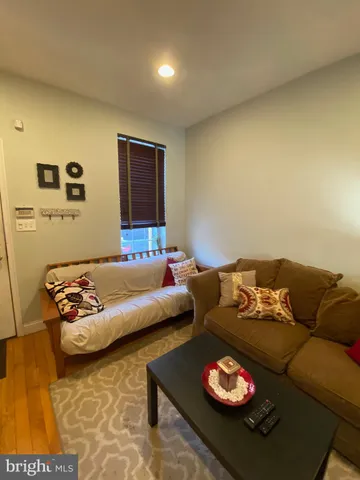 $2,600 | 1444 South Charles Street, Baltimore, MD 21230