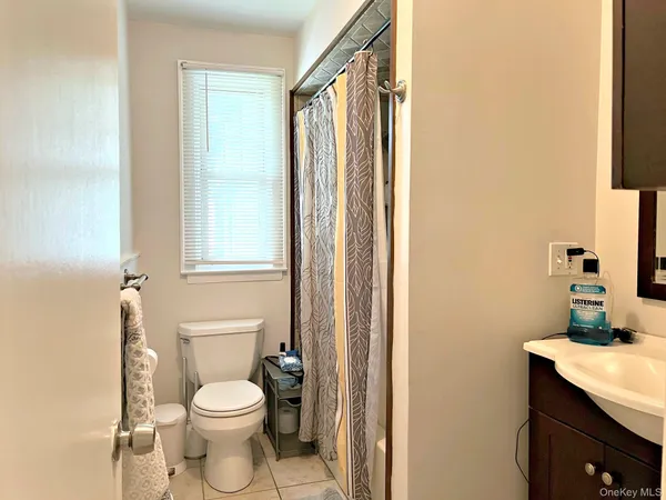 $3,200 | 2293 Highway 9G, Staatsburg, NY 12580