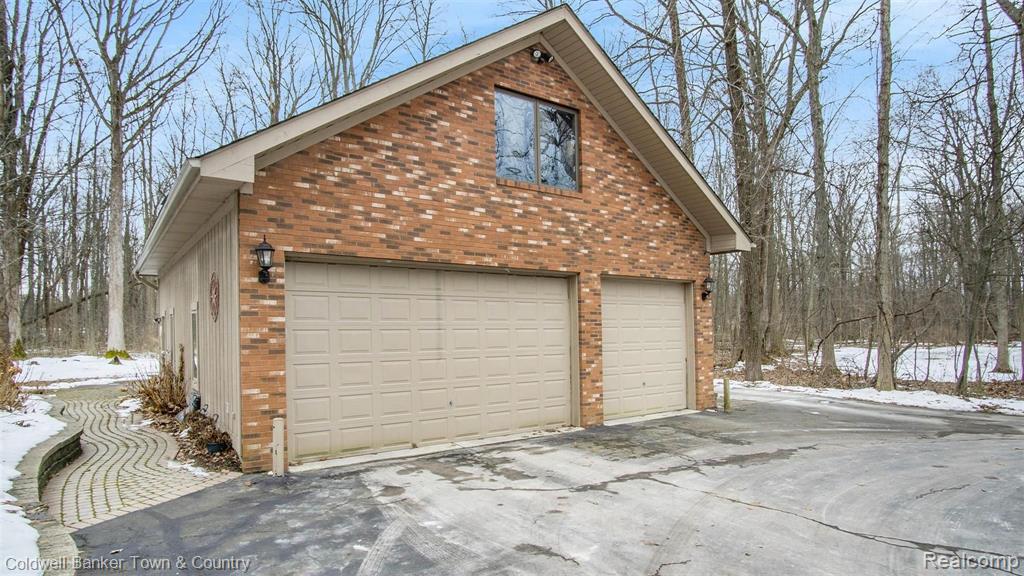 5186 Golf Club Road Howell, MI 48843 - Photo 26 of 30 Gallery Image 26