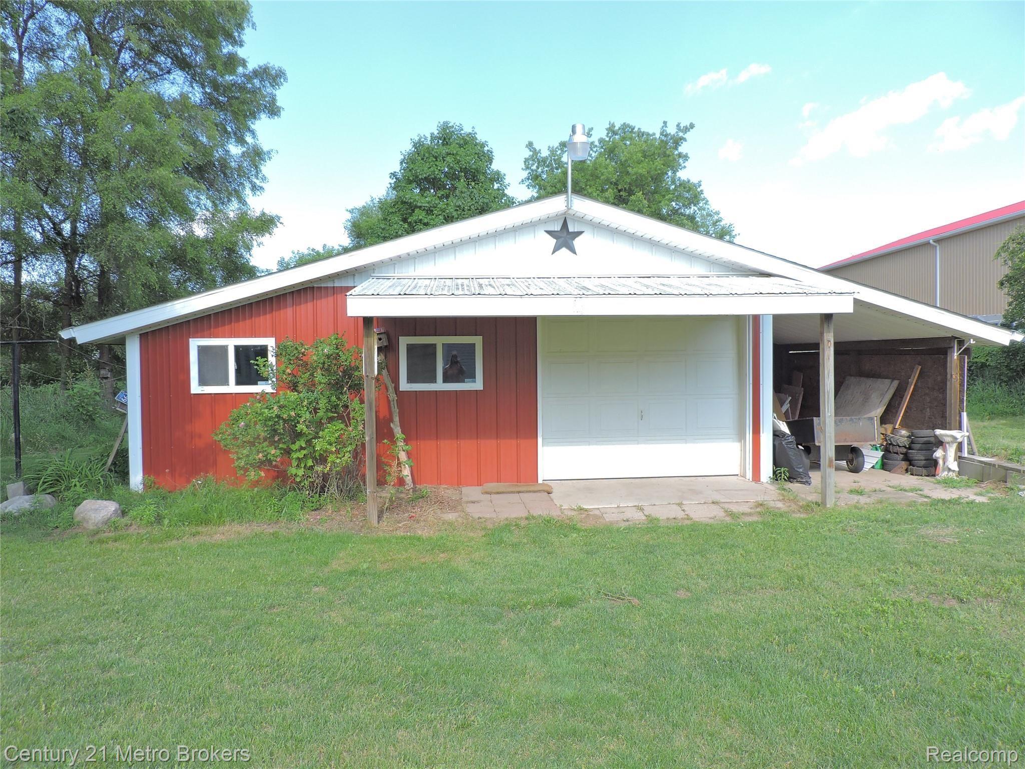 4270 North Irish Road Davison, MI 48423 - Photo 41 of 54 DSCN8812.JPG