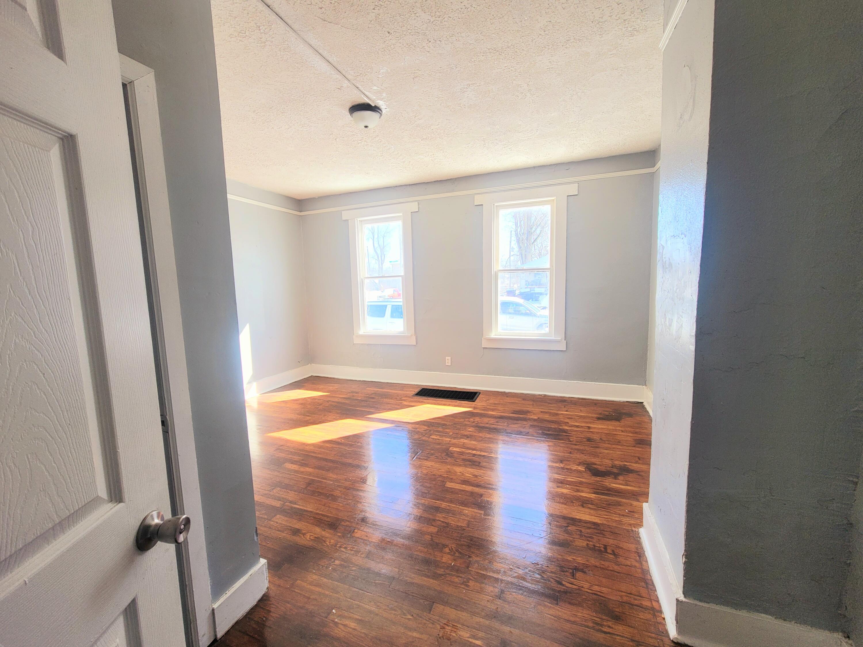 1634 Edwards Avenue Springfield, OH 45503 - Photo 8 of 20 Gallery Image 8