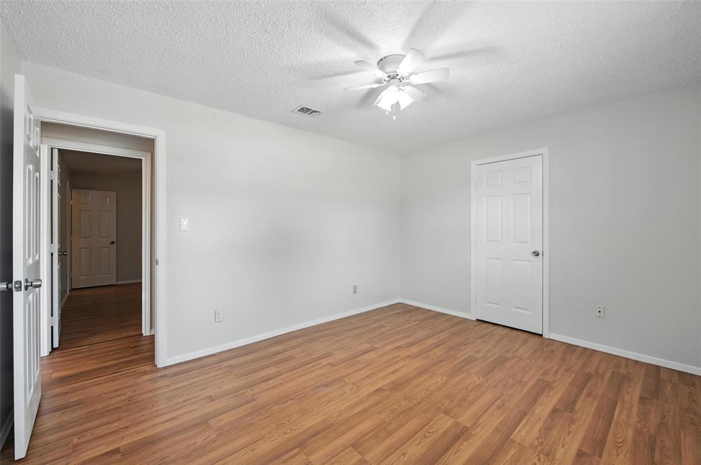 236 Half Moon Way Runaway Bay, TX 76426 - Photo 28 of 36