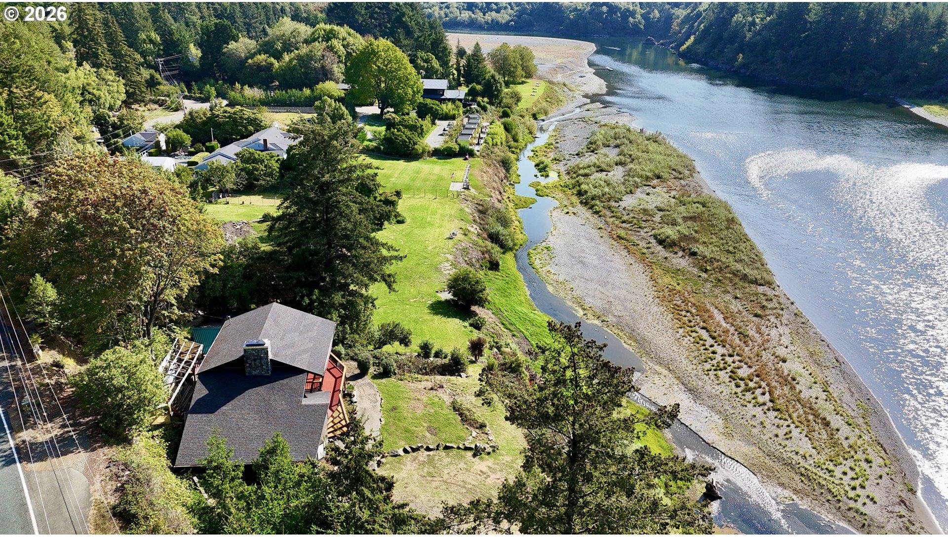 96476 North Bank Rogue River Road Gold Beach, OR 97444 - Photo 3 of 5 Gallery Image 3