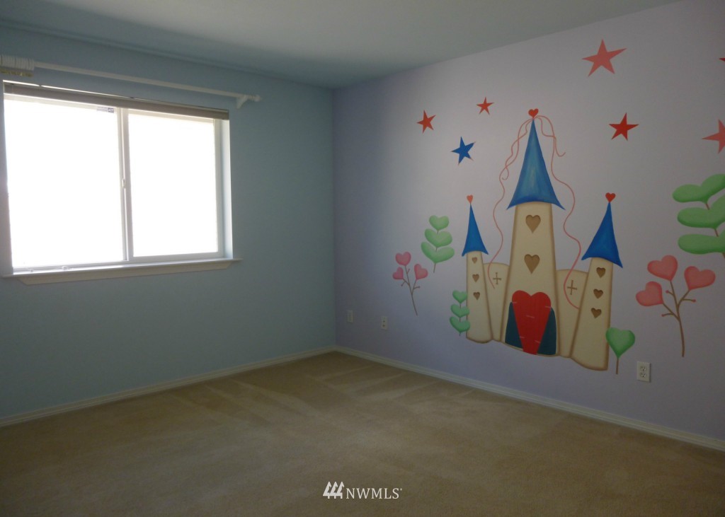 18812 35th Drive Southeast Bothell, WA 98012 - Photo 19 of 25 Gallery Image 19