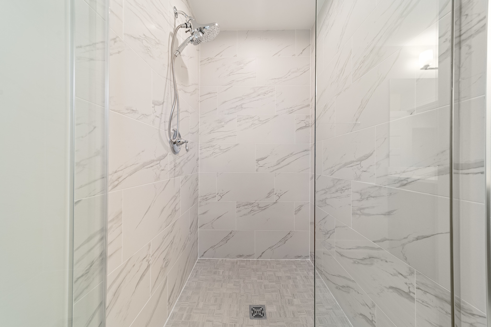 315 Walnut Street Elmhurst, IL 60126 - Photo 16 of 39 a bathroom with a shower