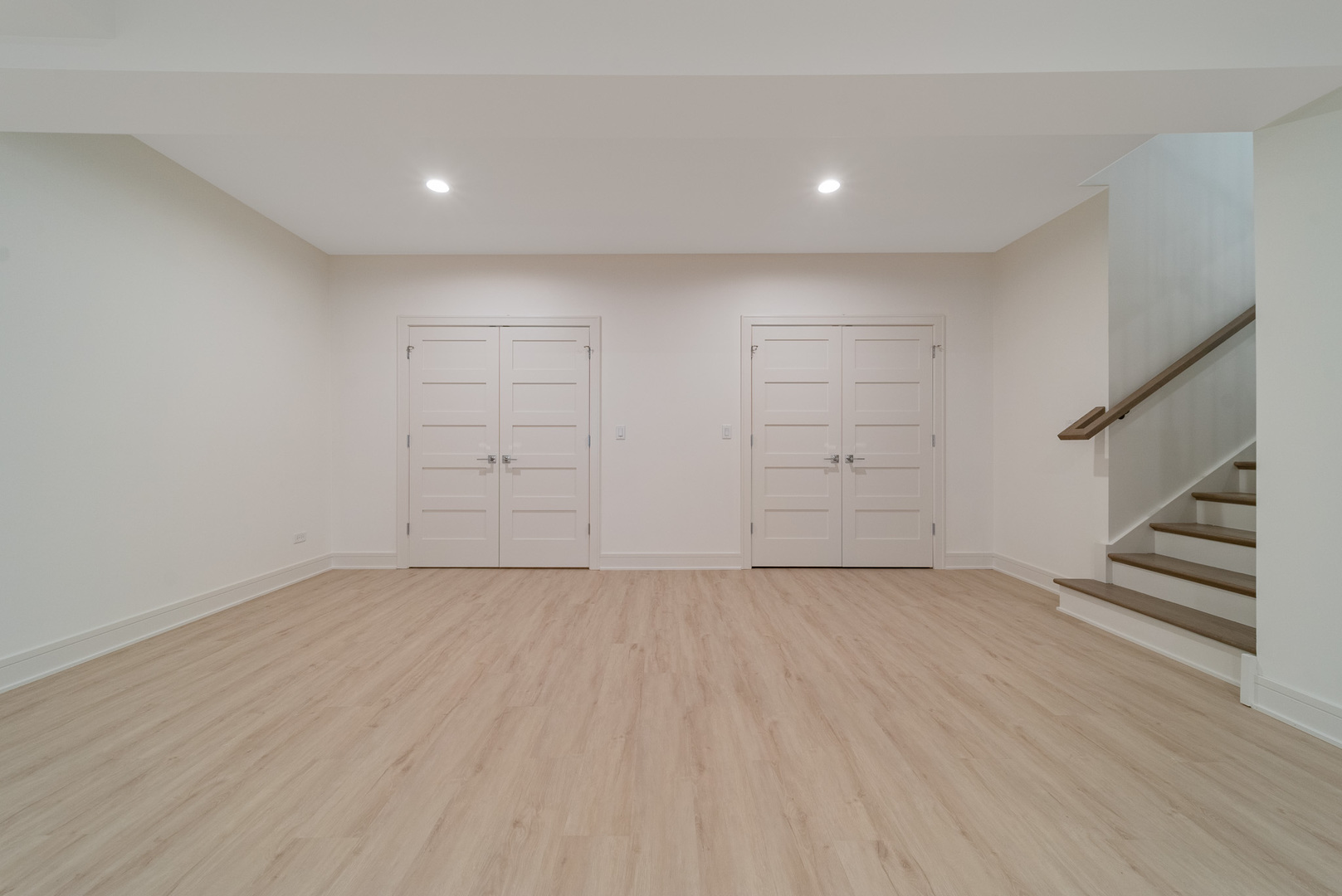 315 Walnut Street Elmhurst, IL 60126 - Photo 27 of 39 wooden floor in an empty room with a window
