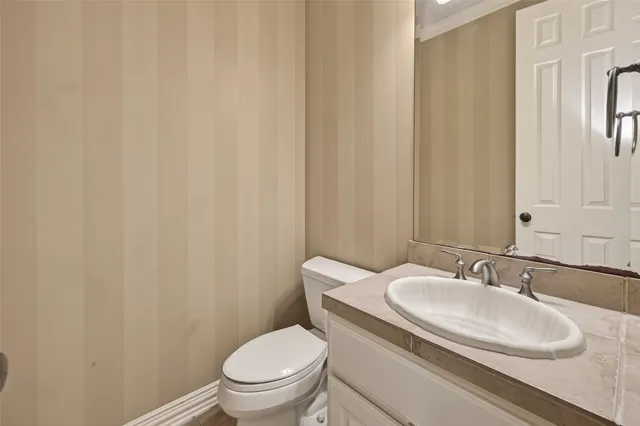 $6,500 | 2210 Bywater Drive, Houston, TX 77077