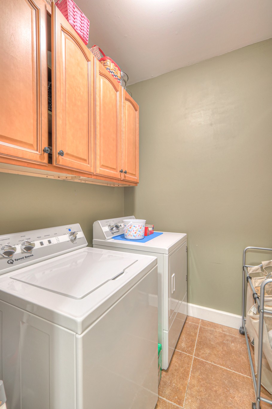 431 Conquest Road Murfreesboro, TN 37128 - Photo 23 of 55 a utility room with dryer and washer