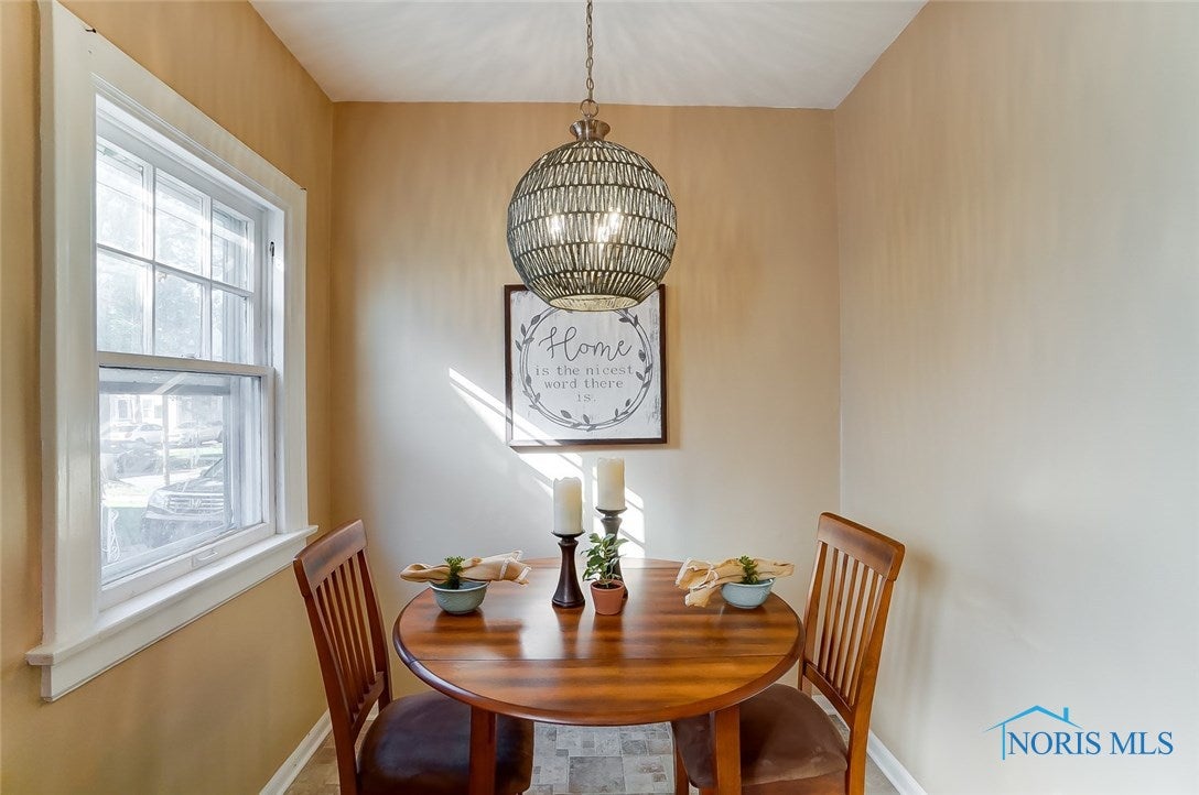 2126 Wyndhurst Road Toledo, OH 43607 - Photo 16 of 44 Gallery Image 16