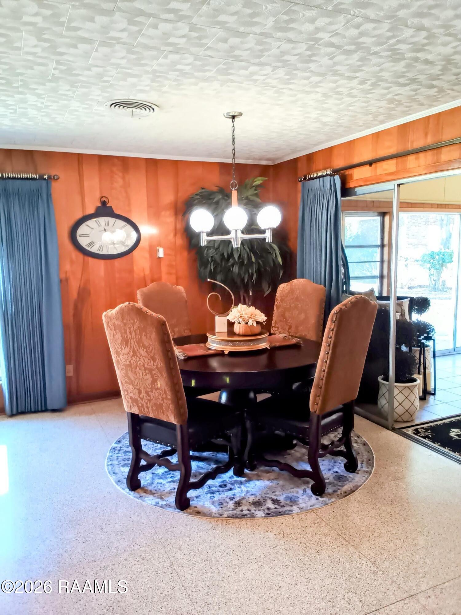 905 Loreauville Road New Iberia, LA 70563 - Photo 11 of 49 IMG_20260202_112422_0-EDIT