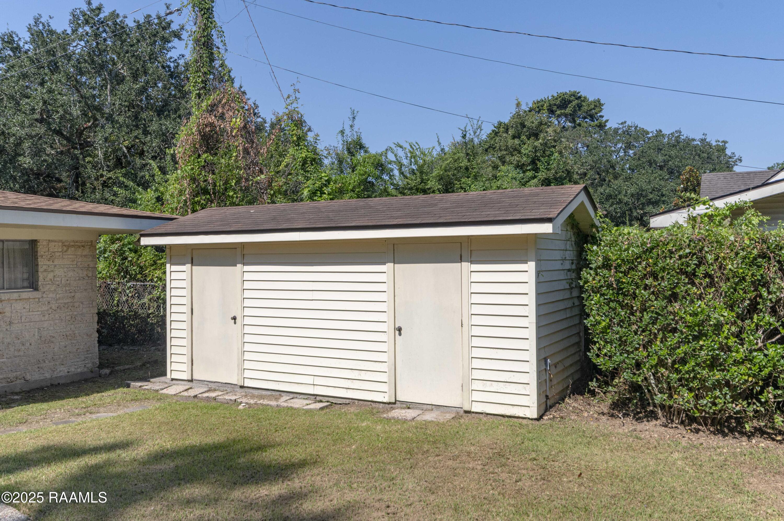 905 Loreauville Road New Iberia, LA 70563 - Photo 36 of 49 Shed 1