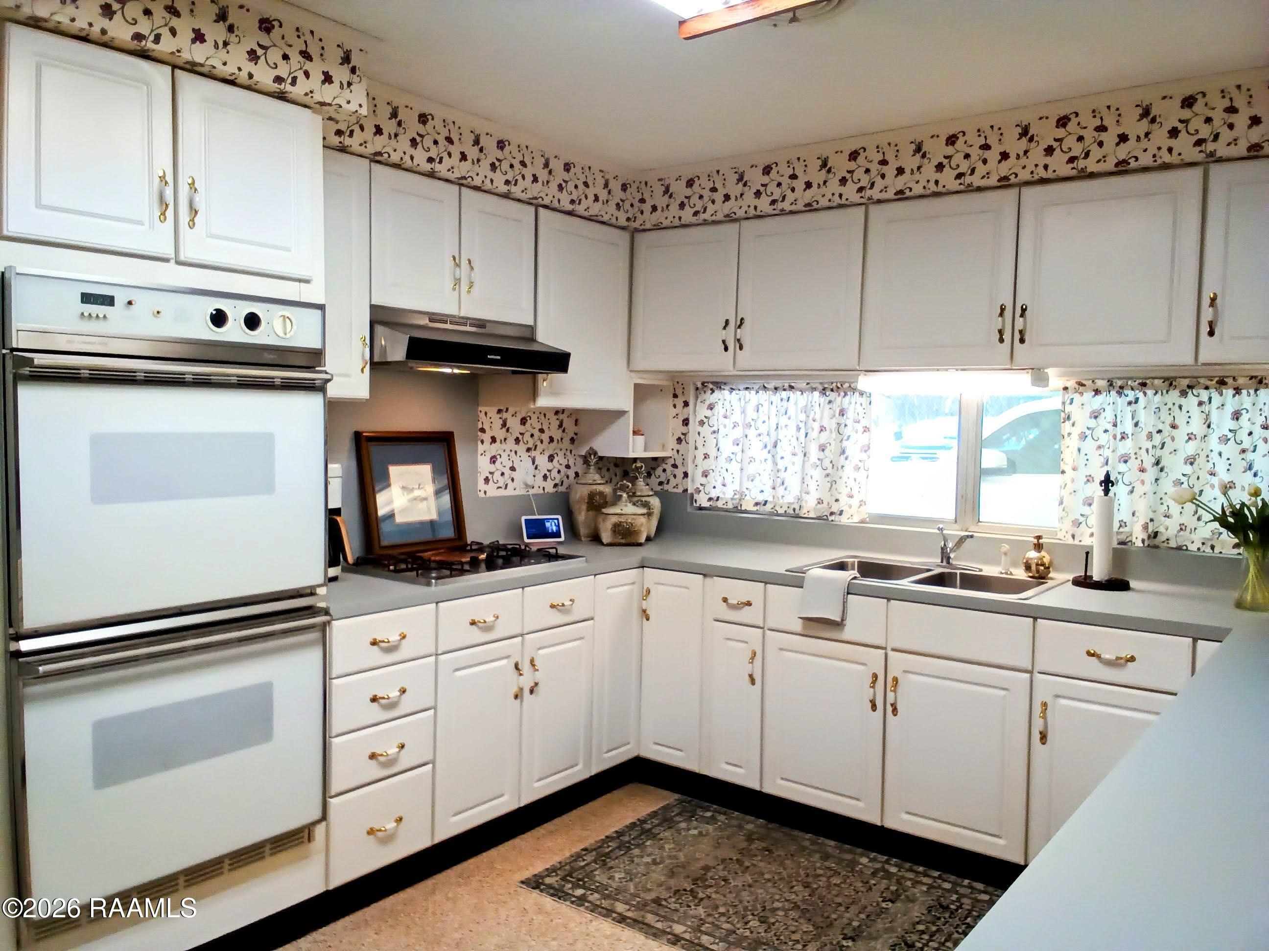 905 Loreauville Road New Iberia, LA 70563 - Photo 4 of 49 IMG_20260202_112221_2-EDIT