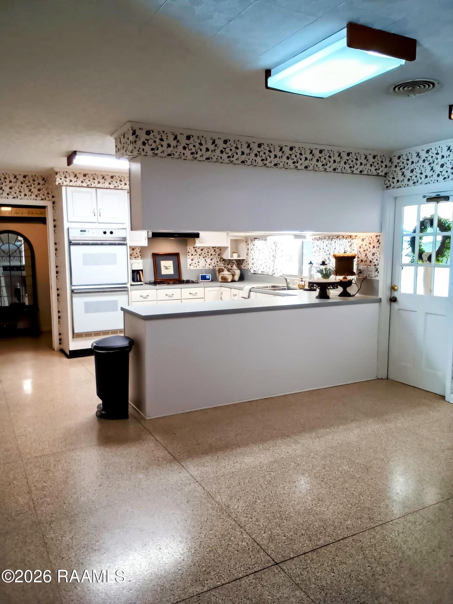 905 Loreauville Road New Iberia, LA 70563 - Photo 6 of 49 IMG_20260202_112330_8-EDIT